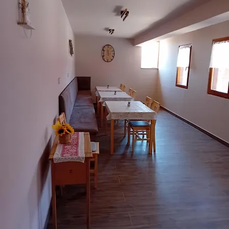 Fazekas Vendeghaz Es Pensionat