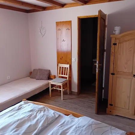 Fazekas Vendeghaz Es Πανσιόν *