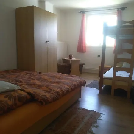Fazekas Vendeghaz Es