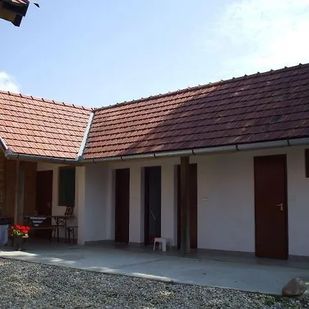 Fazekas Vendeghaz Es Őriszentpéter