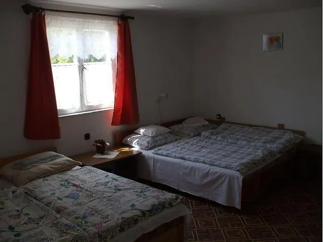 Fazekas Vendeghaz Es